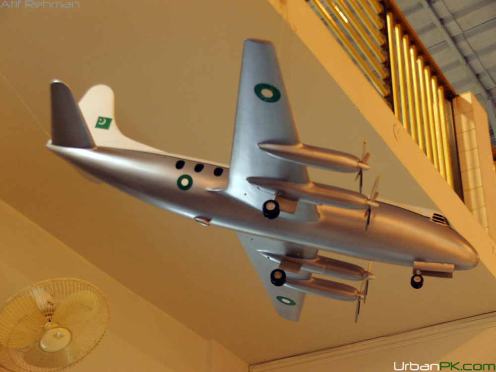 Karachi%20-%20Air%20Museum%20-%20Gallery%20-%20Interior%20-%20Aeroplanes%20-%2006%20copy.jpg