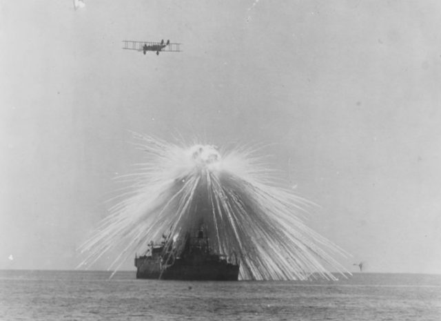 1200px-ex-uss_alabama_bb-8_-_nh_57483-640x465.jpg
