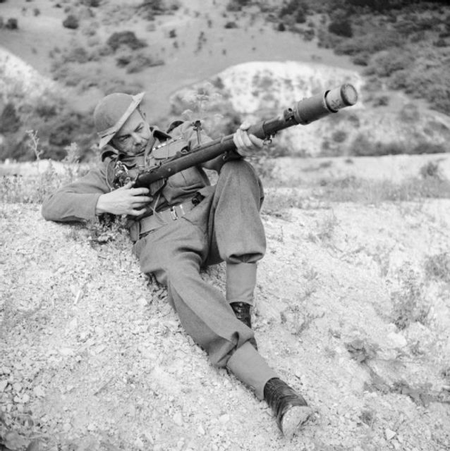 a_member_of_the_home_guard_demonstrates_a_rifle_equipped_to_fire_an_anti-tank_grenade_dorking_3_august_1942-_h22061-638x640.jpg