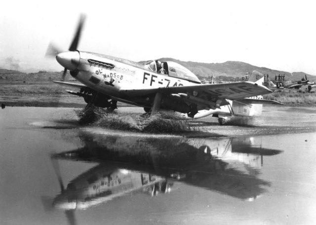 f-51_in_puddle_korean_war-640x455.jpg