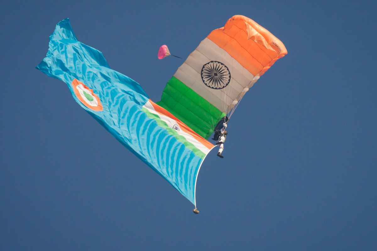 Indian_Air_Force_Akash_Ganga_Parachute_Flag1.jpg