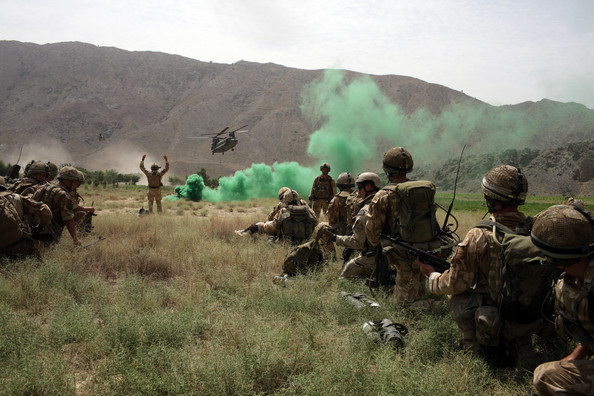 British+Paratroopers+Conduct+Operation+Capture+MQDcSaiF51Kl.jpg