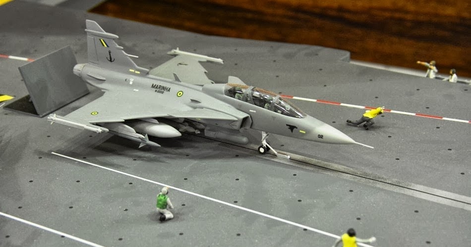 Saab+Offers+Sea+Gripen+Carrier+Borne+Naval+Fighter+Jet+Brazilian+Navy+Sao+Paulo+aircraft+carrier+operational+test+flight+india+uk++jas-39+e+f+ng+c+d++(4).jpg