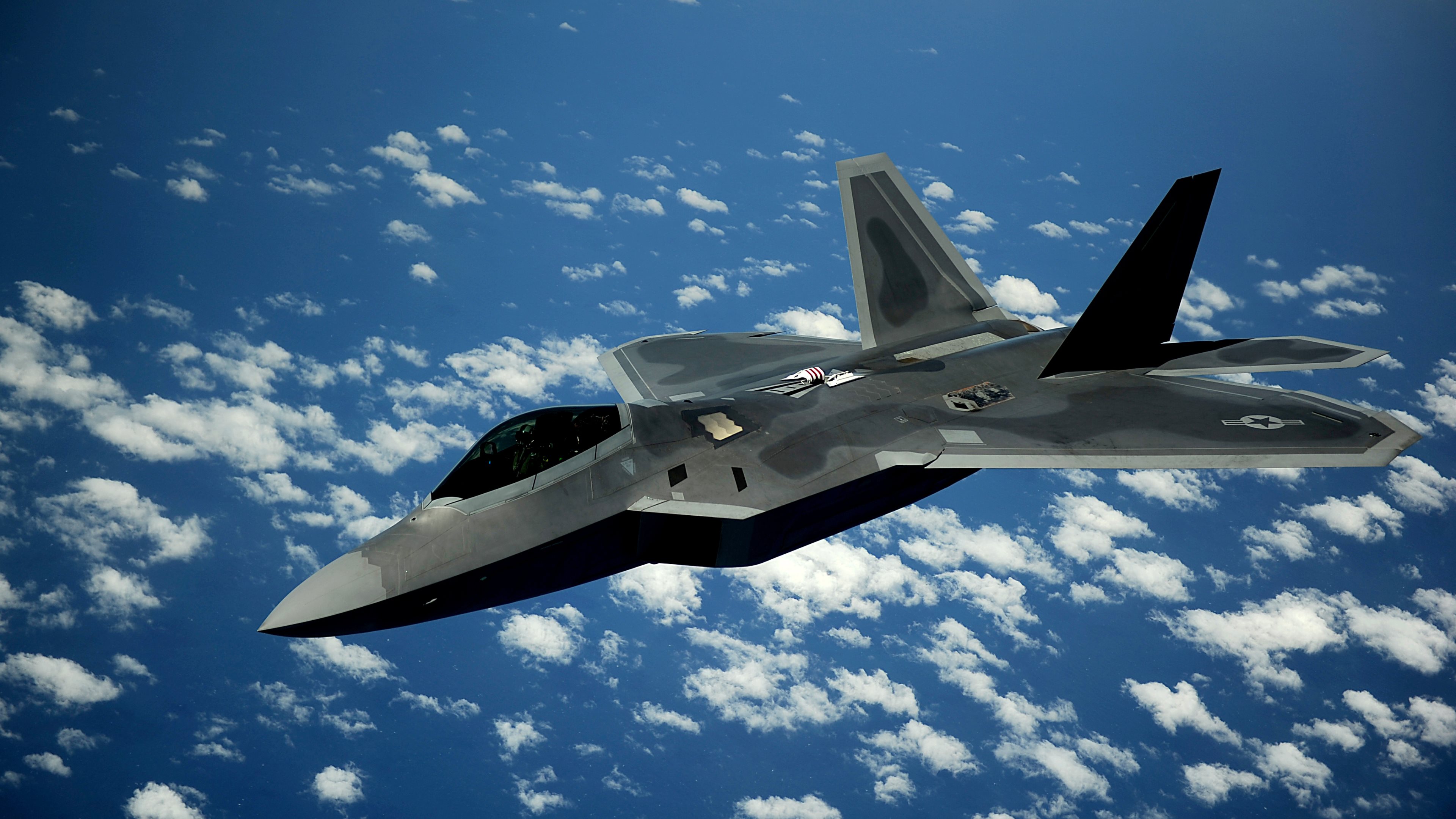 F-22+Raptor+Fighter+Aircraft_Ultra+HD.jpg