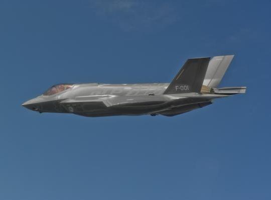 netherlands-first-f-35__main.jpg