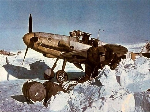 luftwaffe-bf-109g-snow-jagdgeschwader-53.jpg