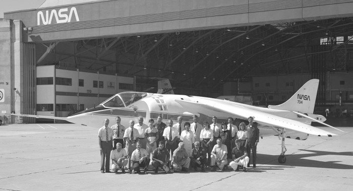 ames-nasa-yav-8b-flight-operations-personnel-circa-1984.jpg