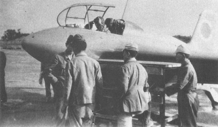 mitsubishi_j8m_shusui-preparing-for-the-j8m1s-maiden-flight-or-a-ground-test-run-july-7th-1945.jpg