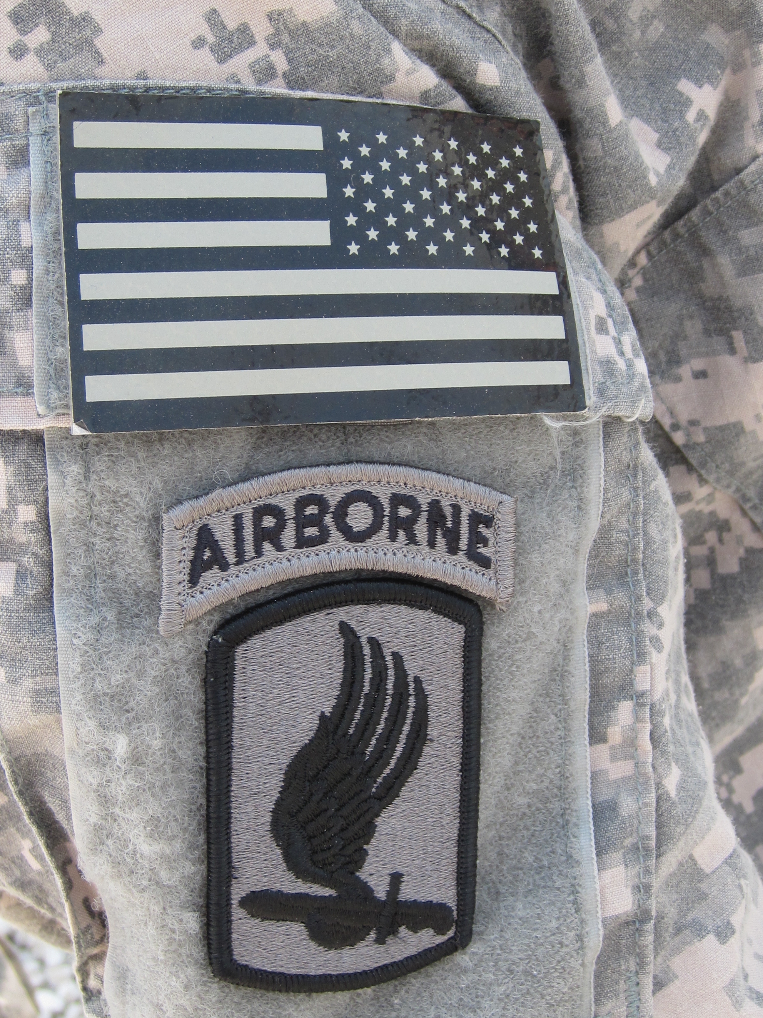 close-up-of-173rd-airborne-combat-patch.jpg