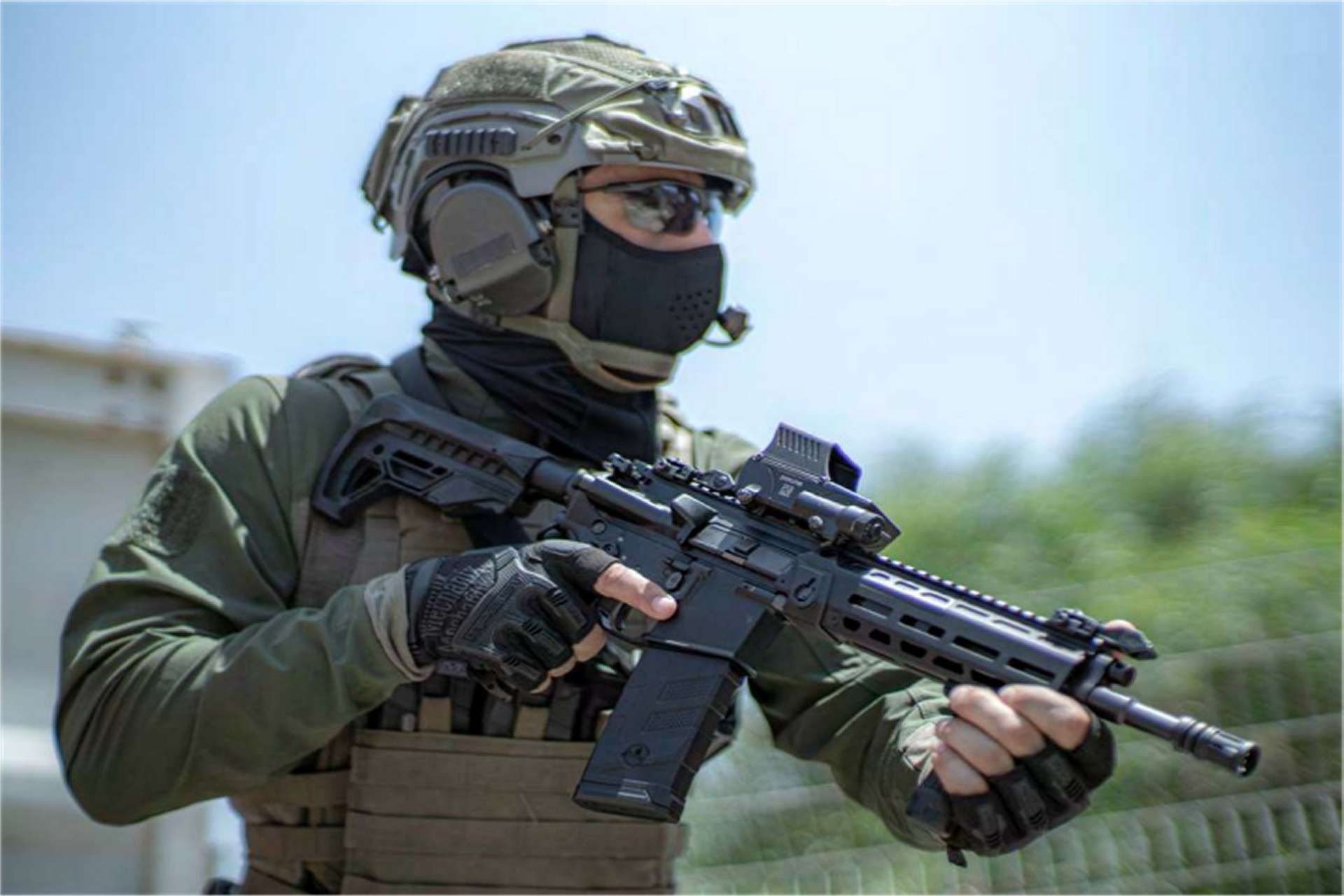 Israeli_Army_Launches_Major_Tender_for_20000_Locally_Made_M4_Assault_Rifles-8fb22515.jpeg