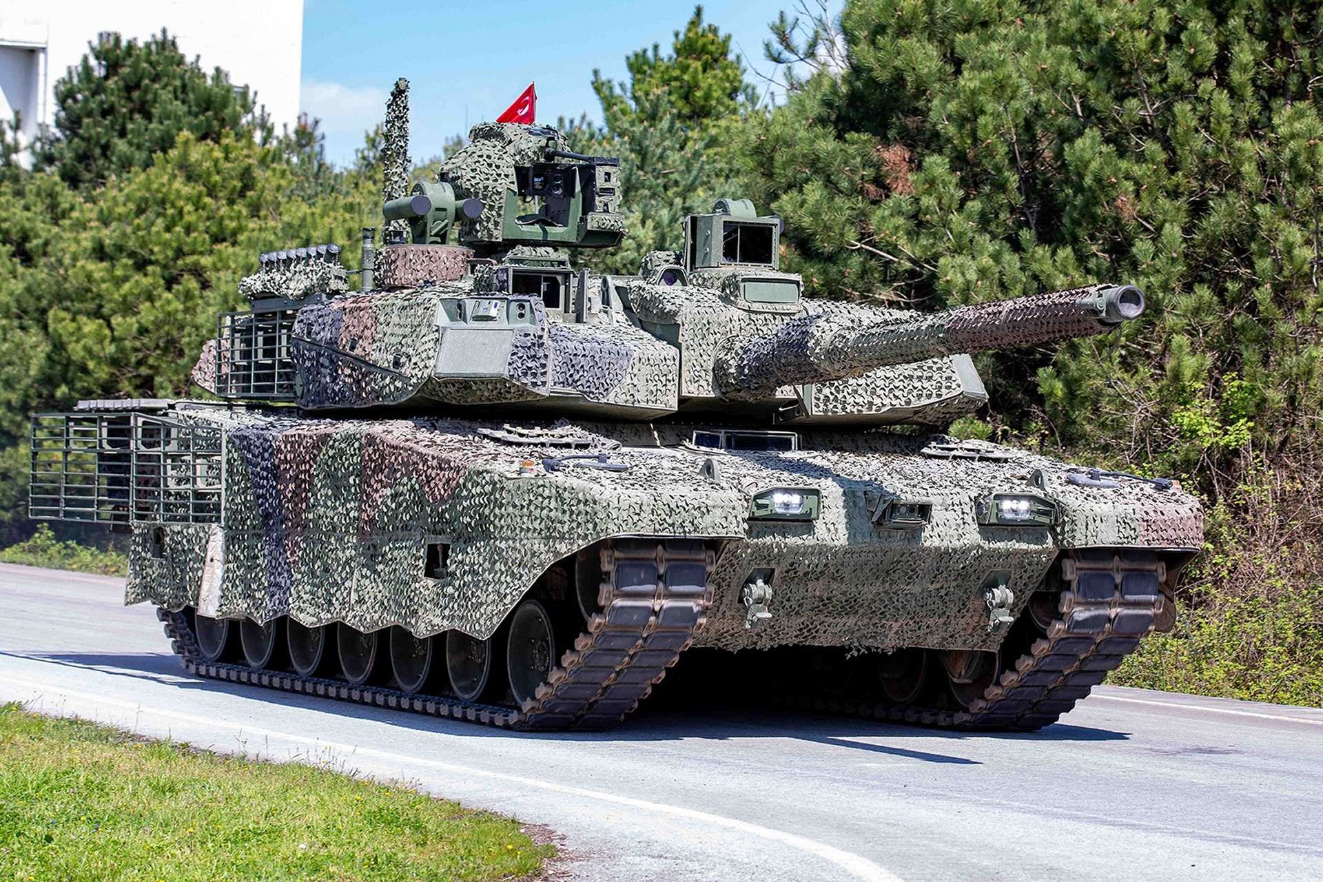 Defense_Alert_T%C3%BCrkiyes_BMC_To_Deliver_First_Altay_T1_Tanks_Strengthening_NATOs_Southern_Flank-9023ec93.jpeg