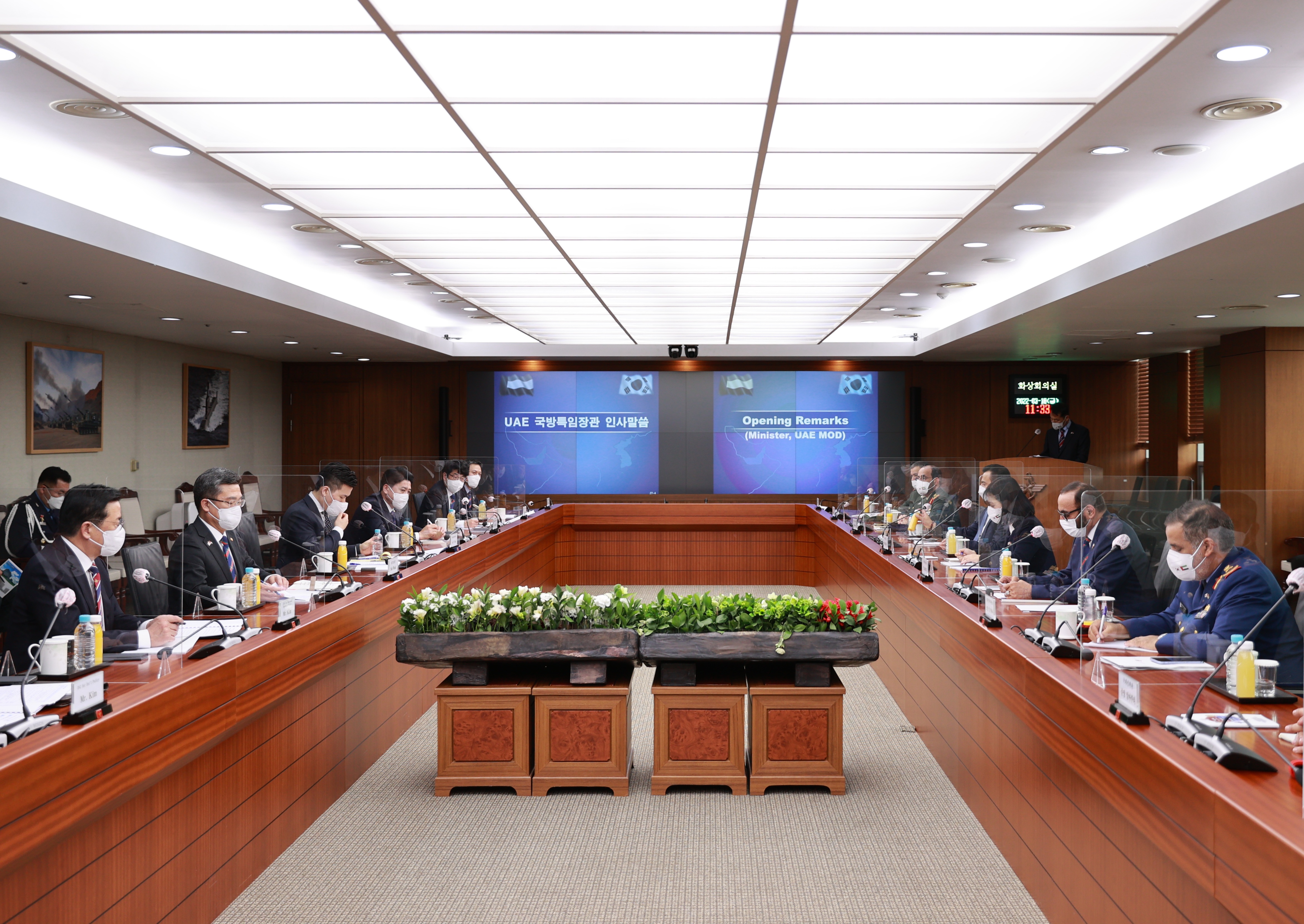 البواردي يبحث التعاون بمجالي الدفاع والصناعات الدفاعية مع كوريا الجنوبية