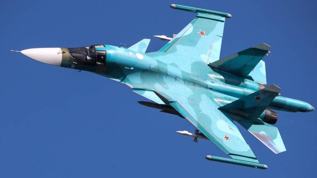 الروسية Su-34 ثقيلة جدًا كمقاتلة وصغيرة جدًا مثل القاذفة الروسية Su-34 ثقيلة جدًا كمقاتلة وصغيرة جدًا مثل القاذفة