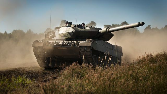الجيش الملكي الهولندي يستحوذ على ما يقرب من 50 دبابة ليوبارد 2A8 الجيش الملكي الهولندي يستحوذ على ما يقرب من 50 دبابة ليوبارد 2A8