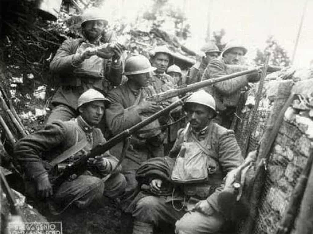 الجنود الإيطاليون خلال الحرب العالمية الأولى.