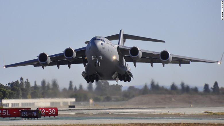 151130150917-boeing-c-17-globemaster-iii-takeoff-exlarge-169.jpg