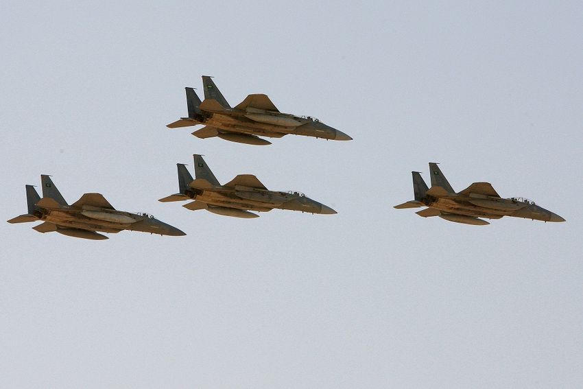 طائرات اف 15 سعودية