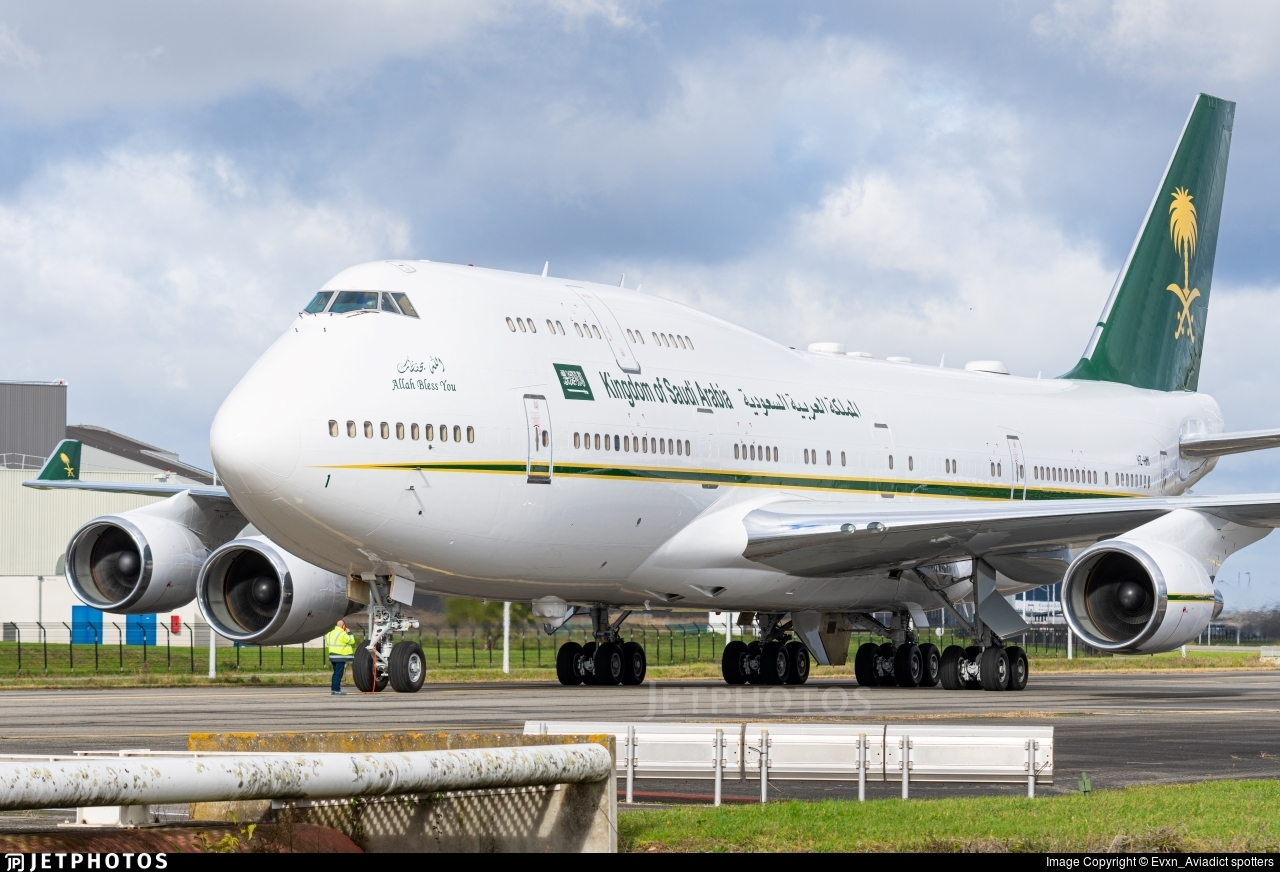 HZ-HM1 | Boeing 747-468 | Saudi Royal Aviation | Evxn_Aviadict spotters |  JetPhotos