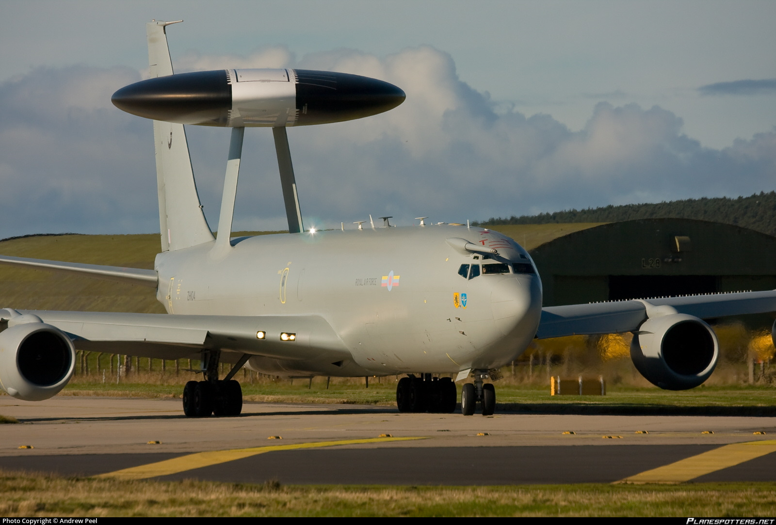 zh104-royal-air-force-boeing-e-3d-sentry-aew1-707-320b_PlanespottersNet_393599_26dbf7ecd0.jpg