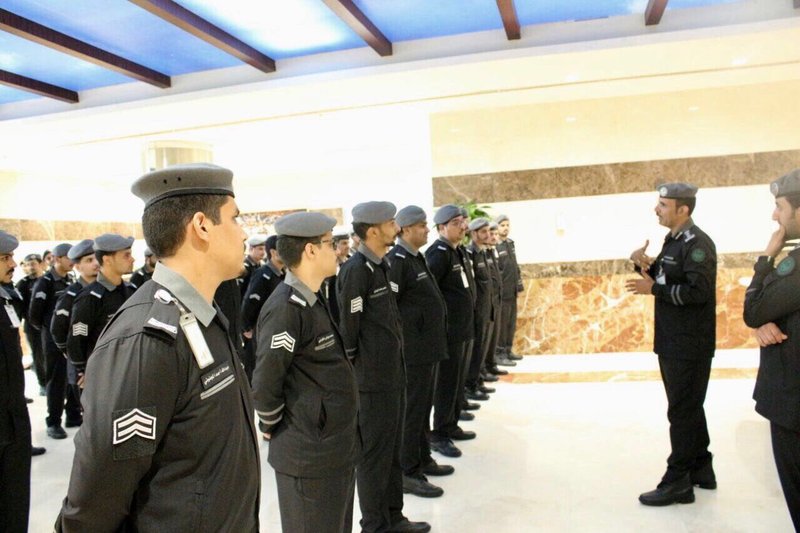 العمليات الأمنية الموحدة 911 بمكة تدش ن زي ها الجديد Arab Defense المنتدى العربي للدفاع والتسليح