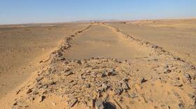 قبل الأهرامات .. هياكل حجرية ضخمة في الصحراء السعودية تحير العلماء (صور)