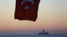 صحيفة: مصر تفتح باب التفاهم مع تركيا في شرق المتوسط
