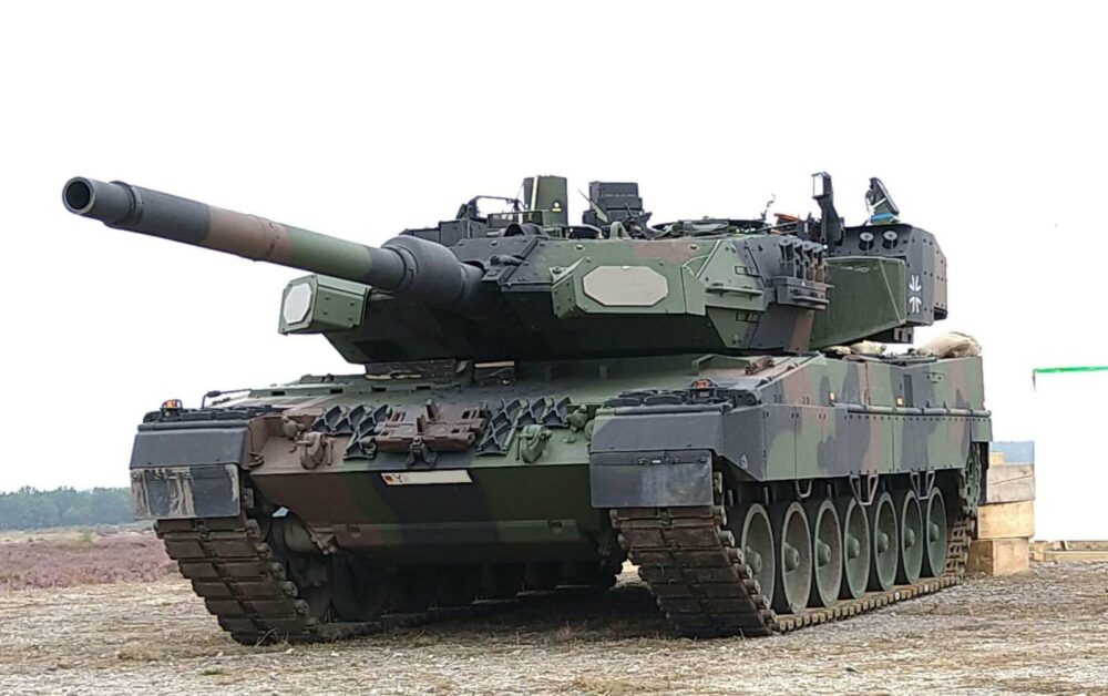 Abstandsaktives-Schutzsystem-Trophy-auf-Leopard-2-A7A1-erfolgreich-getes...-e1635926527496.jpg