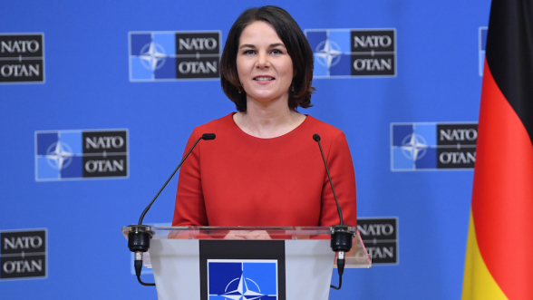 أنالينا بيربوك أنالينا بيربوك