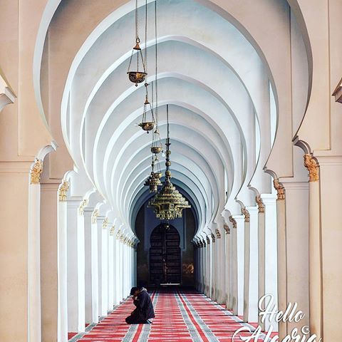 #architecture #اعرف_بلادك_الجزائر_وعرف_بيها #architexture #city #buildings #urban #design #minimal #cities #art #arts #architecturelovers #abstract #lines #instagood #beautiful #algeria #الجزائر #algerie #archilovers #architectureporn #lookingup #archidaily #composition #geometry #perspective #geometric
