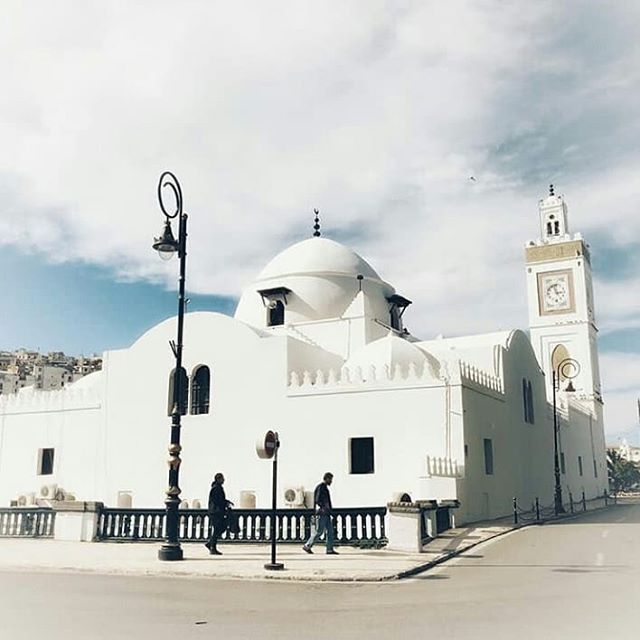 Résultat de recherche d'images pour '‫الجامع الكبير في الجزائر‬‎'