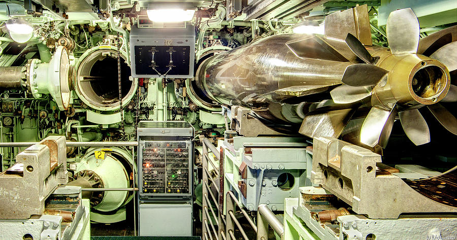 nuclear-submarine-torpedo-room-weston-westmoreland.jpg