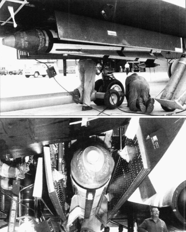 YF-12-Hughes-AIM-47.jpg