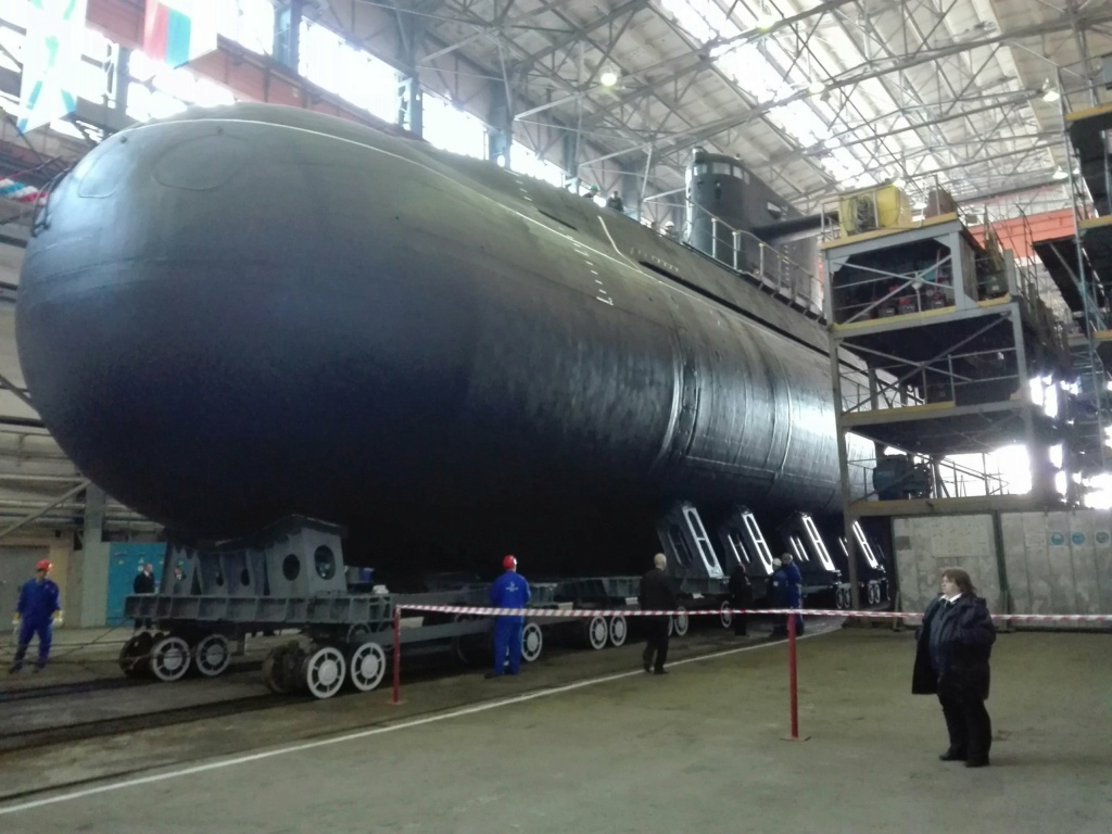 الغواصة فئة Project 677 Lada Class Dnhrov10