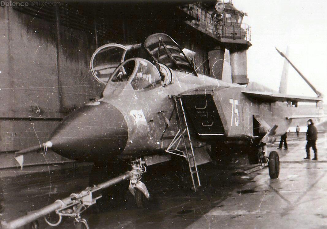 Yak-141.jpg