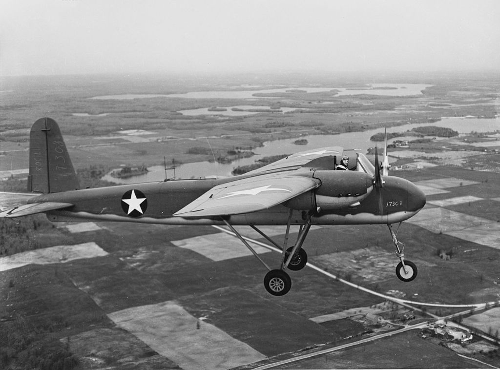 TDN-1_drone_during_first_piloted_flight_near_Traverse_City_Michigan_USA_on_19_May_1943.jpg