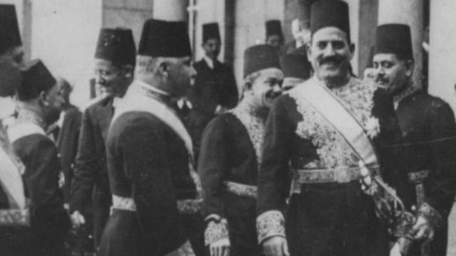 مصطفى النحاس رئيس وزراء مصر السابق مصطفى النحاس رئيس وزراء مصر السابق