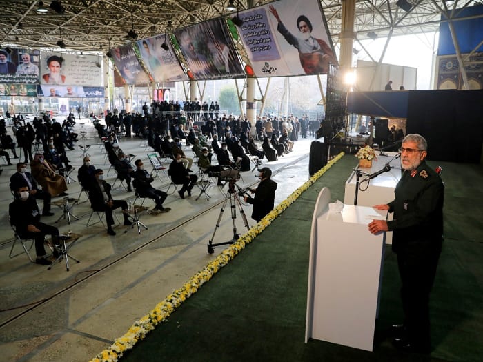 מפקד כוח קודס, אסמאעיל קאני, בטקס לציון שנה לחיסול קאסם סולימאני, באוניברסיטת טהראן, איראן, 1 בינואר 2021