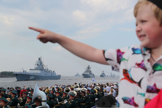 احتفالات يوم البحرية الروسية