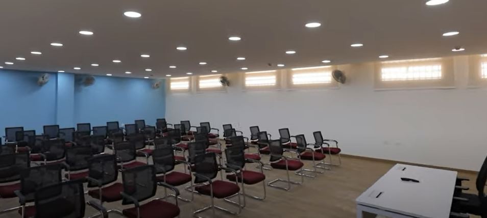 قاعات محاضرات قاعات محاضرات