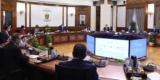 اجتماع-رئيس-الوزراء-مع-بعثة-البنك-الدولى-حول-مشروع-تحديث-نظام-تسجيل-الأراضى-والعقارات اجتماع-رئيس-الوزراء-مع-بعثة-البنك-الدولى-حول-مشروع-تحديث-نظام-تسجيل-الأراضى-والعقارات