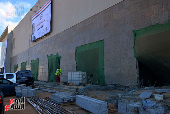 رئيس الوزراء يتفقد أعمال تنفيذ مشروع القطار الكهربائى (6) رئيس الوزراء يتفقد أعمال تنفيذ مشروع القطار الكهربائى (6)