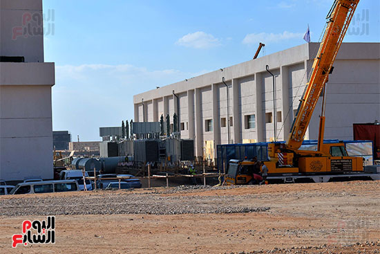 رئيس الوزراء يتفقد أعمال تنفيذ مشروع القطار الكهربائى (5) رئيس الوزراء يتفقد أعمال تنفيذ مشروع القطار الكهربائى (5)