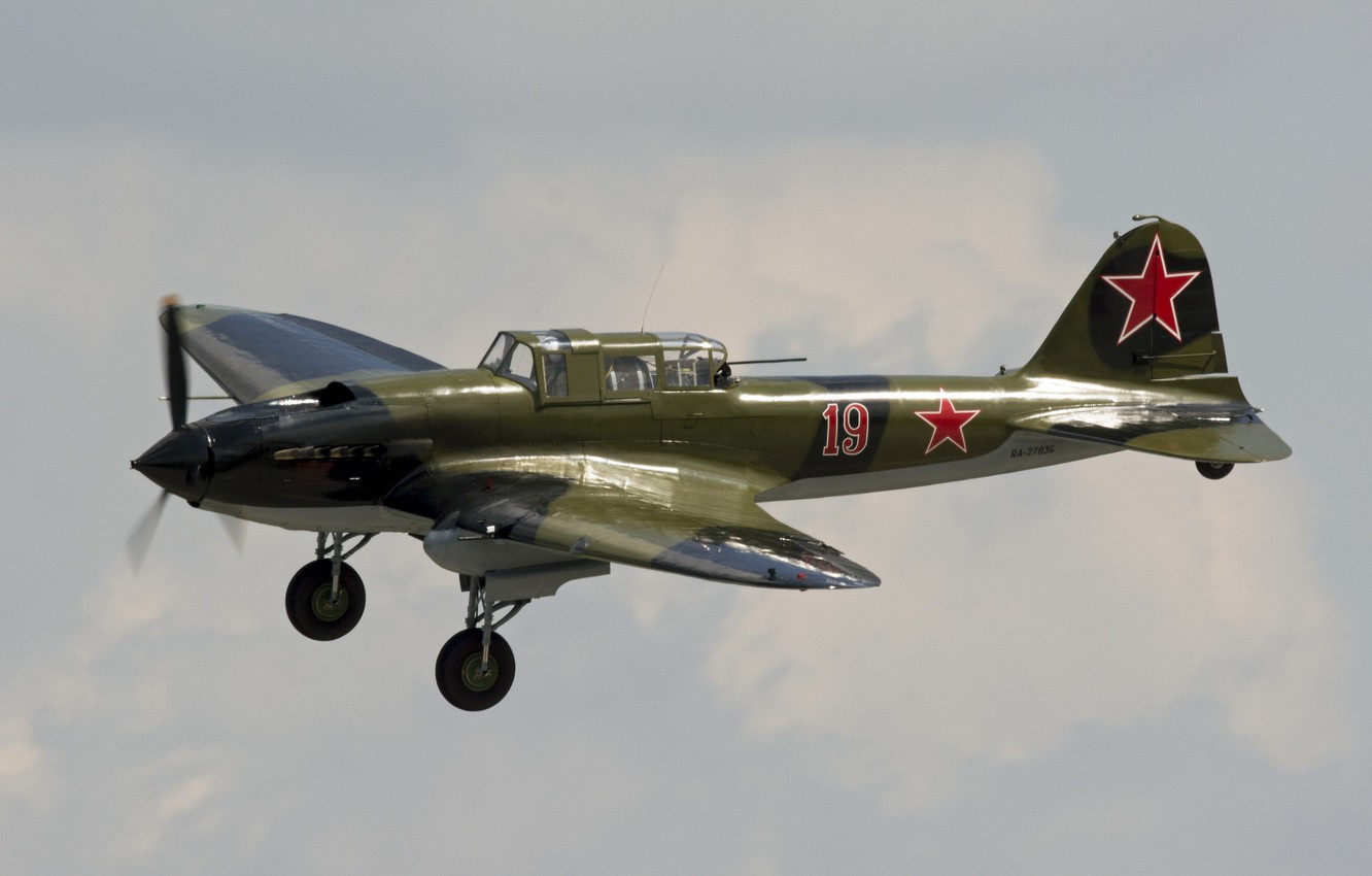 ilyushin-il-2-sturmovik-il-2-sovetskii-shturmovik.jpg