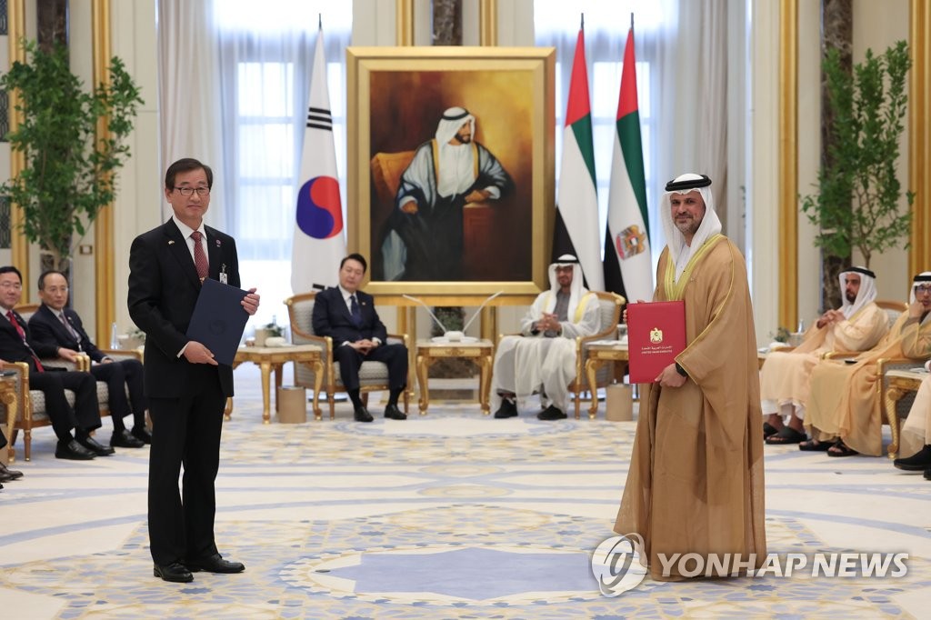 كوريا الجنوبية والإمارات العربية المتحدة توقعان على 13 مذكرة تفاهم للتعاون في لقاء القمة - 4
