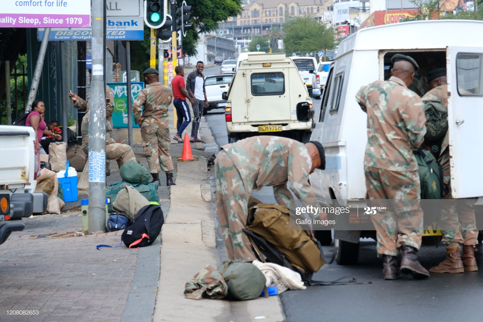 general-view-of-south-african-national-defence-force-members-arriving-picture-id1208082653