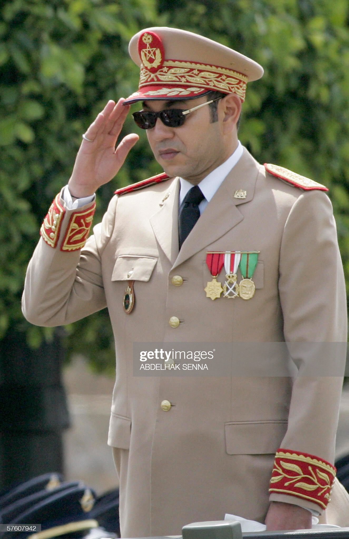 rabat-morocco-moroccan-king-mohammed-vi-reviews-a-regiment-of-the-picture-id57607942