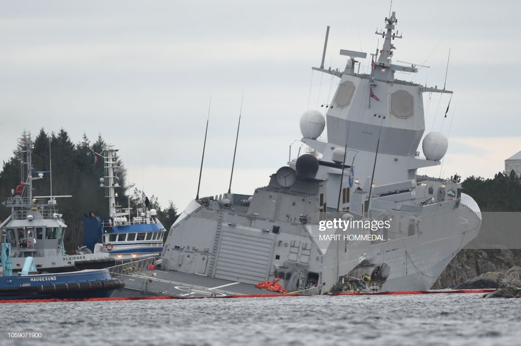 the-norwegian-frigate-knm-helge-ingstad-takes-on-water-after-with-picture-id1059071900