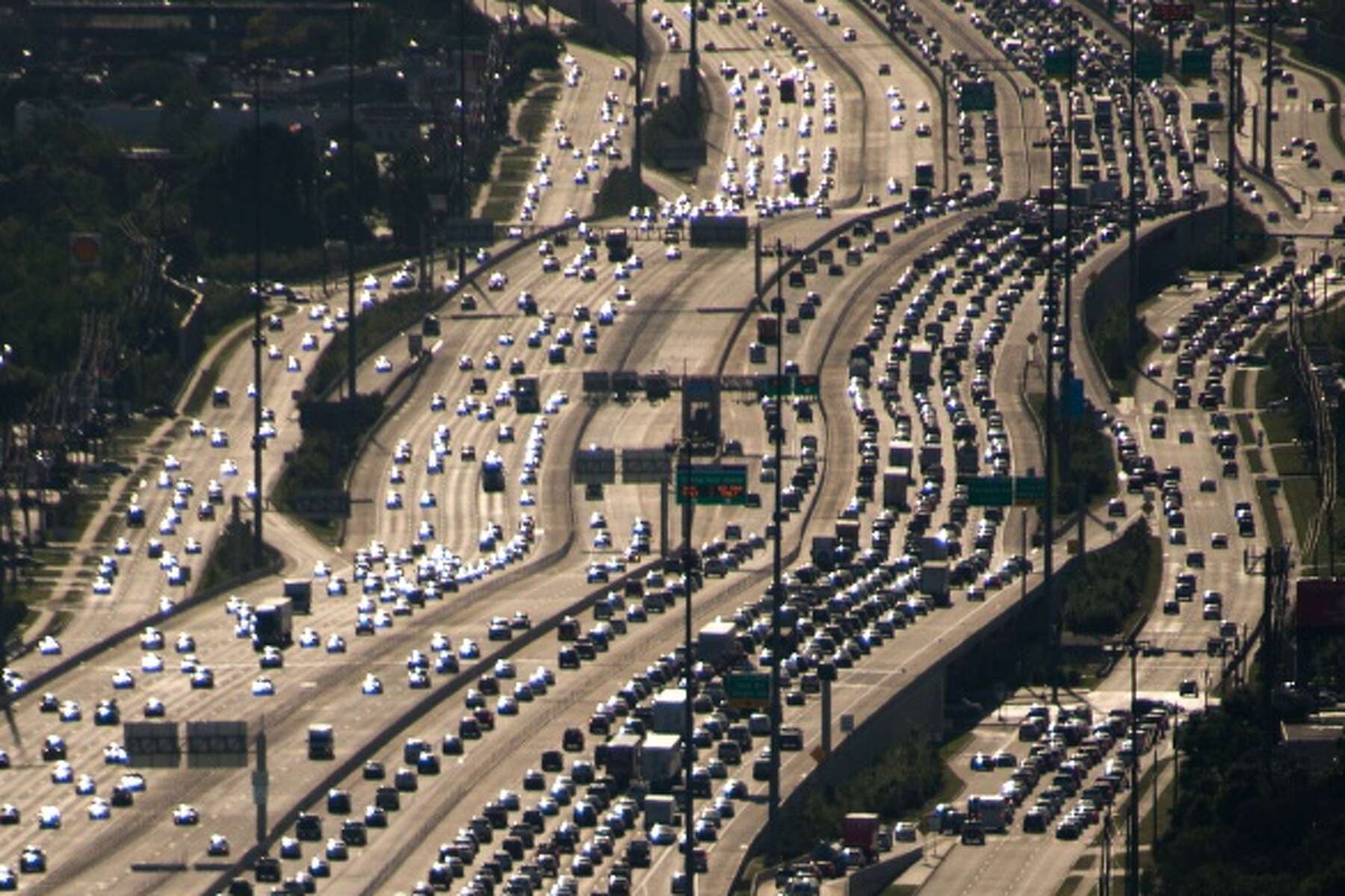 Bragging rights or embarrassment? Katy Freeway at Beltway 8 is world's  widest