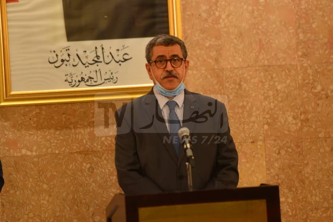 جراد: منح قطعة أرضية لبناء مركب صناعي عصري يضم مطبعة للنقود جراد: منح قطعة أرضية لبناء مركب صناعي عصري يضم مطبعة للنقود