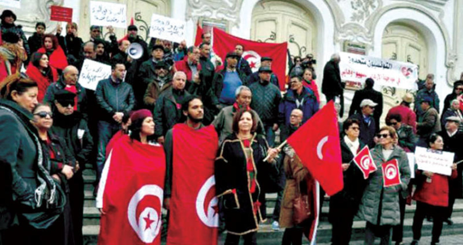 تونسيون ضد عودة الإرهابيين من بؤر التوتر (الشرق الأوسط)